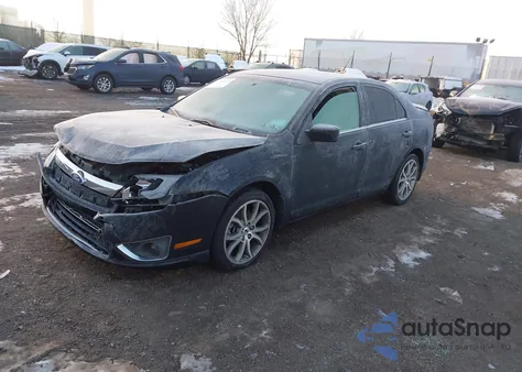 2010 Ford Fusion Se z USA, uszkodzony, nr VIN 3FAHP0HG6AR388357